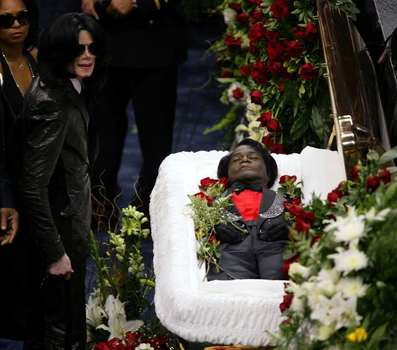 Michael Jackson at James Brown funeral